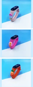 Kinder LED Digitaluhr mit süßem Silikon Cartoon Anhänger Armband, lebendige Farben, bequem.
