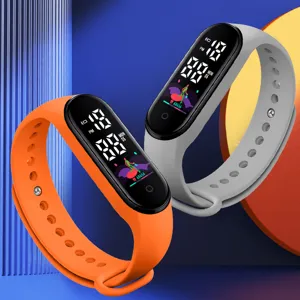 Digitale LED Silikon Smartwatch, wasserdichte Touch Elektronikuhr Sportarmband für Kinder.