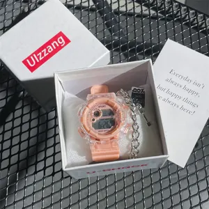 Transparente rosa digitale Sportuhr für Mädchen mit Geschenkbox und Metallkettenzubehör.