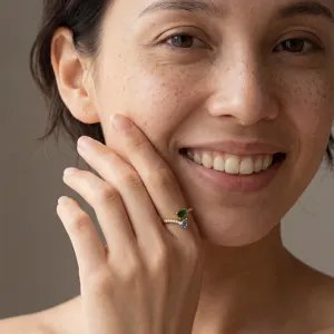 Zilveren open ring met groene en blauwe zirkonia stenen voor dames geometrisch