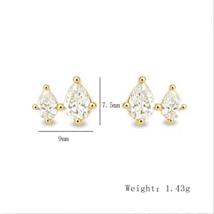 Gedetailleerd overzicht van S925 zilveren peren zirkoon oorknopjes, 9x7.5mm, gewicht 1.43g.