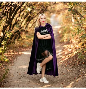 Capa de terciopelo para fiesta de disfraces de Halloween cosplay, elegante capa violeta detalle.