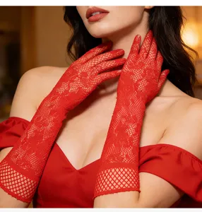 Eleganti guanti lunghi in pizzo rosso per donne, perfetti per feste serali e clubwear.