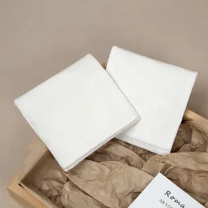 Busta portaoggetti in cotone bianco sacchetto antipolvere opzione variante prodotto.