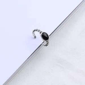 S925 sterling silver vintage black onyx open ring with chic Thai silver design.
