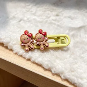 Cute gingerbread hair clip detail view, sweet duckbill hair accessory for daily styling.