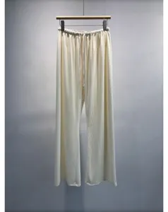 Women's casual solid color pleated wide leg pants with comfortable drawstring elastic waist.