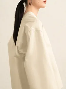 Elegant beige cotton poplin short blouse with wide sleeves and V-neck for women main image.