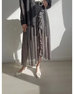 High waist pleated ruffle split culottes skirt for women, elegant daily fashion wear.