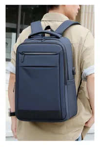 Donkerblauwe zakelijke rugzak voor heren, ruime laptoptas voor reizen en dagelijks gebruik.
