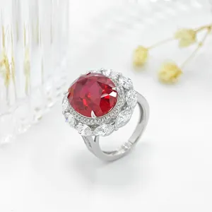 S925 Silber künstlicher Rubin Ring, elegante ovale Halo Edelstein Luxus Ring für Damen
