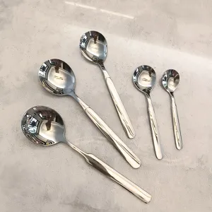 Set de cuillères à soupe rondes en acier inoxydable, 5 tailles différentes avec long manche.