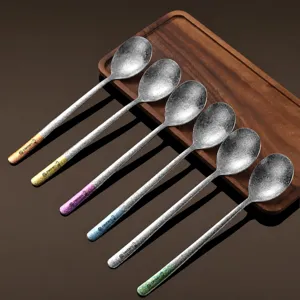 Cuillère à Long Manche en Titane Pur Ménage Cuillère à Dîner Exquise Haut de Gamme pour Adultes et Enfants Cuillère à Soupe