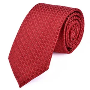 Cravatta formale da lavoro rossa con delicata trama tessuta, accessorio professionale classico.