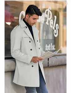 Vista dettagliata soprabito doppiopetto uomo, elegante giacca casual per la primavera.