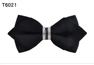 Black crystal bow tie detail, elegant rhinestone center ring for mens formal wear accessory