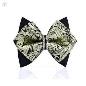 Men black gold jacquard pattern sharp corner bow tie with crystal rhinestone center for wedding.