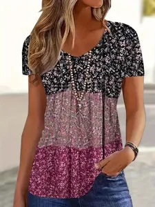 Detailed view of women casual floral print short sleeve v-neck t-shirt with chic necklace.