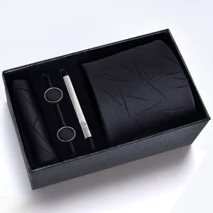 Coffret cadeau cravate noire homme avec boutons de manchette pince cravate poche carrée