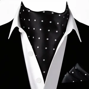 Zwarte heren ascot stropdas en pochet set met witte stippen voor formele pakken.