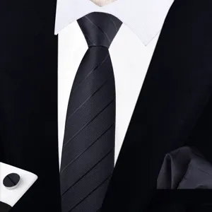 Ανδρικό σετ γραβάτας με ρίγες, μαντήλι τσέπης και μανικετόκουμπα για επίσημο κοστούμι business.