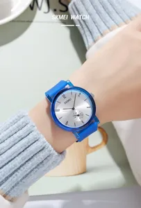Montre quartz SKMEI pour homme et femme bracelet silicone elegante montre casual