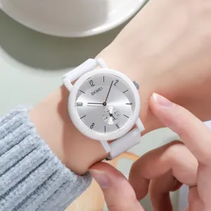 SKMEI Montre à Quartz Minimaliste Boîtier en PC Transparent Bracelet en Silicone Étanche Montre-Bracelet de Mode pour Hommes Femmes Étudiants Bijoux