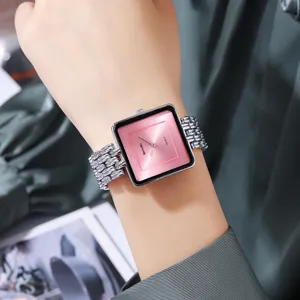 Montre à Quartz Carrée Grand Cadran pour Femme Vintage Business Décontracté Alliage de Zinc Bracelet en Maille Étanche Analogique Élégante