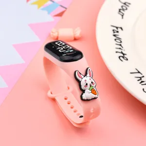 Rosa süße Cartoon Kaninchen LED Silikon Elektronik Uhr für schöne Mädchen und Damen.
