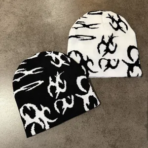 Unisex Hip Hop Gebreide Muts Abstract Graffiti Patroon Streetwear Warme Winter Randloze Muts Cuff Skull Cap Voor Heren Dames Outdoor