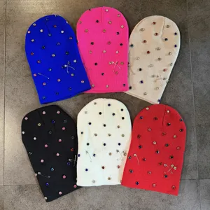 Dames Mode Gebreide Beanie Met Gekleurde Strass En Veiligheidsspeld Decoratie Warme Herfst Winter Muts Streetwear Acryl Pet