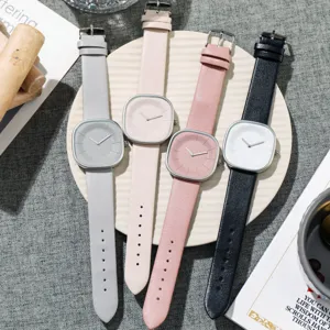 Japanische Minimalistische Quadratische Quarzuhr Für Damen Einfache Mode Kunstlederband Künstlerische Armbanduhr Geschenk