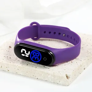 Orologio elettronico touch LED viola, braccialetto fitness smart in stile M4 con cinturino.