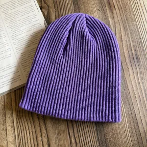 Koreanischer Y2K dicker Strickmütze Beanie für Damen und Herren, einfarbige warme Mütze.
