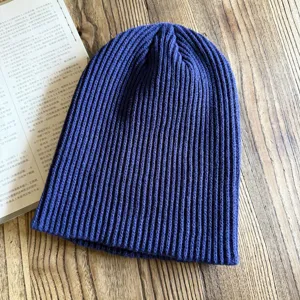 Einfarbige Strickmütze für Herbst und Winter, dicke warme Wollmütze für Damen und Herren.