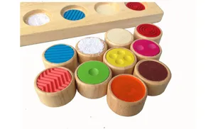 Montessori Holz Sensorik Gedächtnis Spielzeug, Tastsache Brett und bunte Zylinder für Kinder.