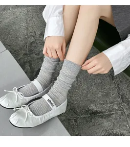 Grey ribbed slouch socks for women, ultra-thin combed cotton mid-tube socks, ballet style.