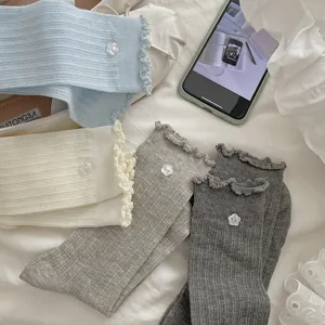 Women's Sweet Lettuce Trim Crew Socks Cute Floral Button Ruffle Mid-Calf Socks Casual Cotton Hosiery