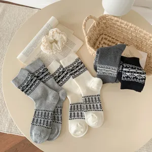 Korean vintage Fair Isle knit socks for women, cozy winter mid-calf crew socks multi-color.