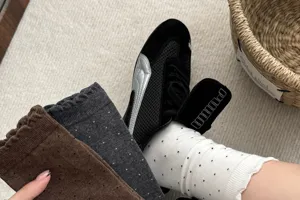 Damen gepunktete Baumwollsocken Frühling Herbst süße Rüschen Mittelsocke Freizeit Strumpfwaren