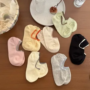 Women cotton shallow-cut invisible boat socks with contrasting color trim for summer.