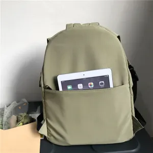 Minimalistischer Nylon-Rucksack einfarbig leichte Schultasche Freizeit Tagesrucksack