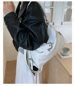 Vintage leather motorcycle bag for women, casual crossbody shoulder bag, large capacity.