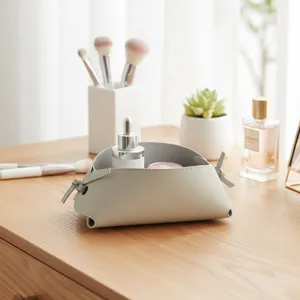 Caja de almacenamiento de cuero verde claro organizador cosmetico de escritorio llaves
