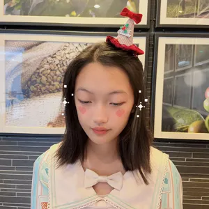 Christmas hair clip for kids velvet mini hat red cute festive hair accessory holiday gift
