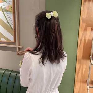 Pince à cheveux nœud en maille verte avec perle pour femmes et filles accessoire mignon