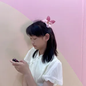 Süße koreanische Kinder Haarspange mit rosa Mesh Hasenohren für Mädchen Party und Alltag.