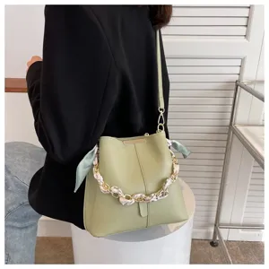Grüne Beultasche für Damen stilvolle Umhängetasche mit Kette und Schalriemen Alltag Mode