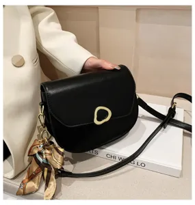 Nische Design PU Leder Satteltasche Für Damen Mode Umhängetasche Vintage Einfarbig Schultertasche Mit Schal Dekoration