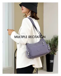 Graue Nylon Umhängetasche Detailansicht, lässige praktische Schultertasche für Damen.